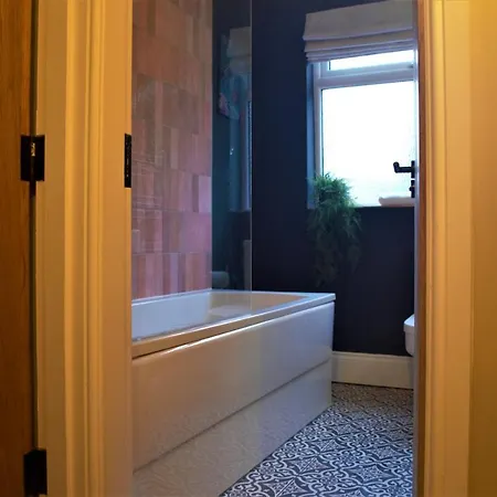 Holiday home Escape 2 Unwind, At The Carinya - Sleeps 6 York