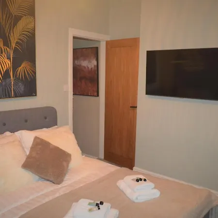 Escape 2 Unwind, At The Carinya - Sleeps 6