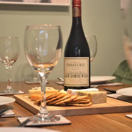 Escape 2 Unwind, At The Carinya - Sleeps 6