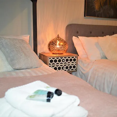 Holiday home Escape 2 Unwind, At The Carinya - Sleeps 6 York
